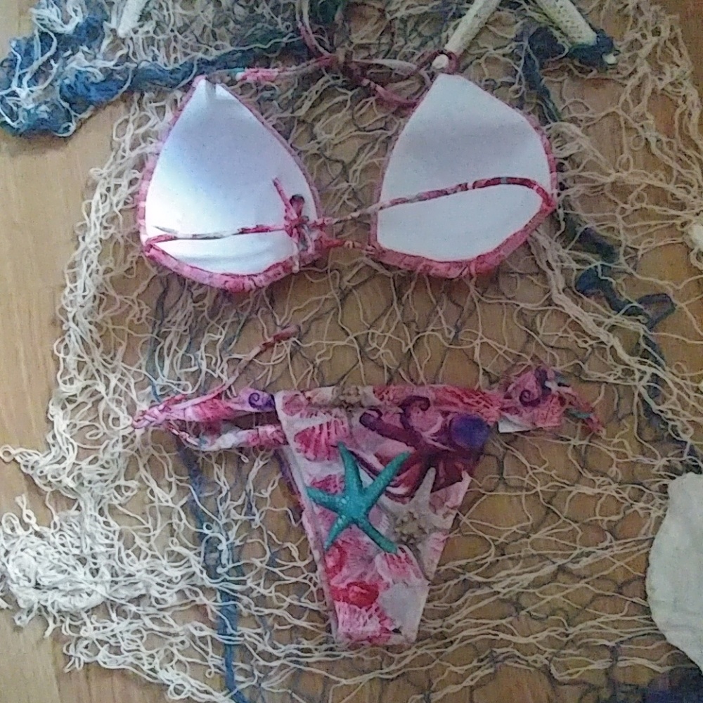 Swimsuit - Picture 2 of 2